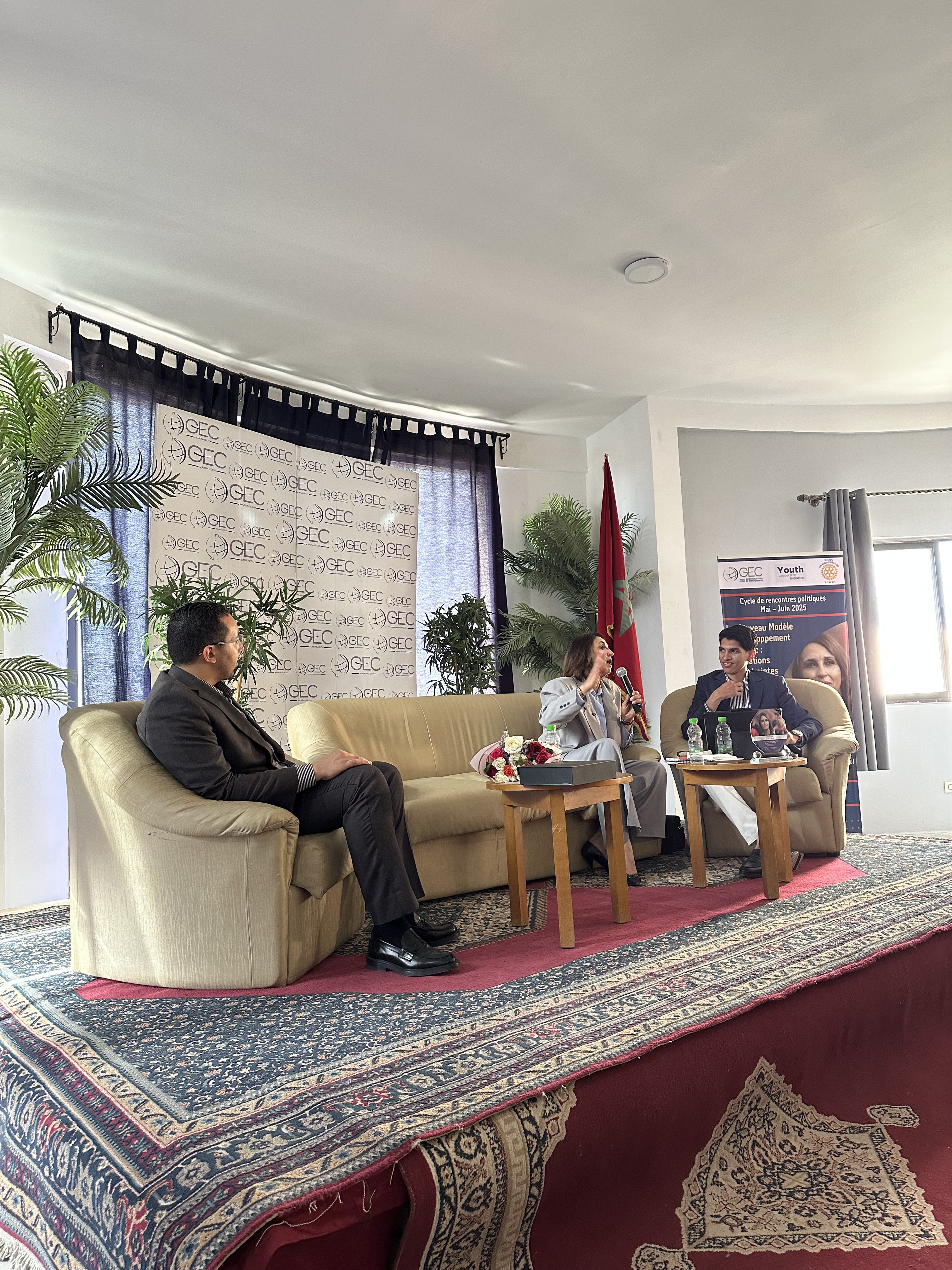 Rencontre avec Mme. Nabila Mounib